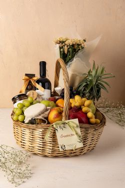 Festive Rosh Hashanah Basket